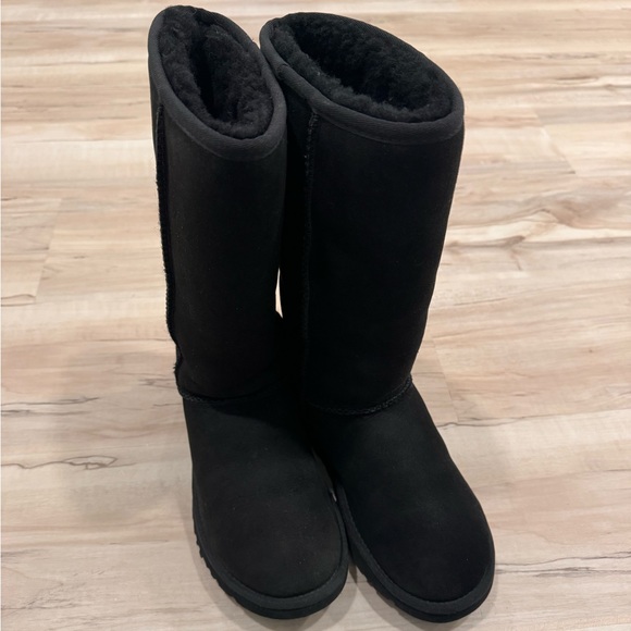 Classic Tall Ugg Boots - Picture 6 of 6